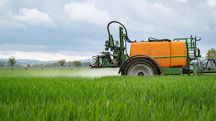 Landwirte sollen Glyphosat weiter einsetzen dürfen.