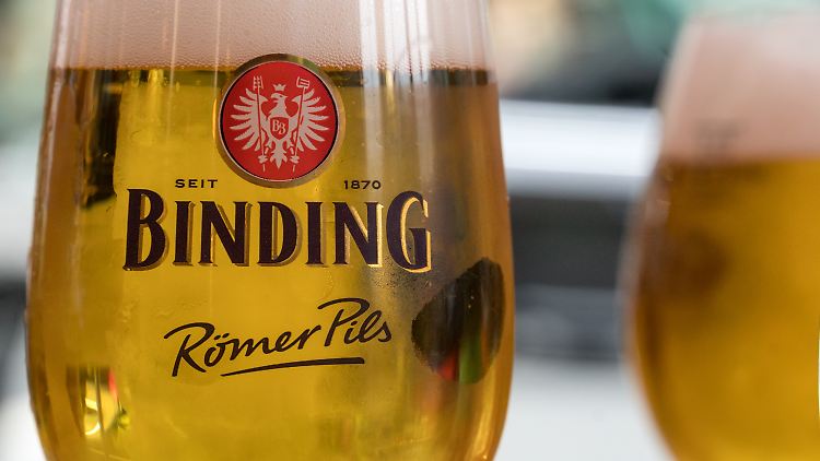 Binding-Bier lässt Radeberger künftig in Nürnberg bei Tucher brauen.
