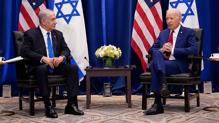 Annäherungsversuche: US-Präsident Biden (r.) und Israels Regierungschef Netanjahu (l.) haben sich am Rande der UN-Generaldebatte in New York getroffen. 