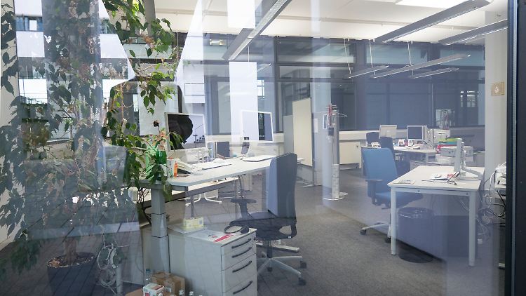 Die Homeoffice-Quote in Deutschland liegt seit knapp zwei Jahren stabil bei einem Viertel der Beschäftigten und mehr als zwei Drittel der Unternehmen.