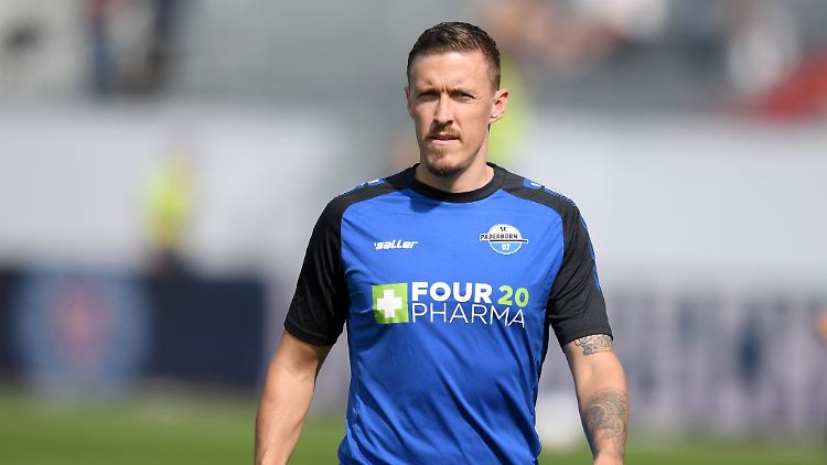 Paderborns Max Kruse in Aktion während des Aufwärmens.