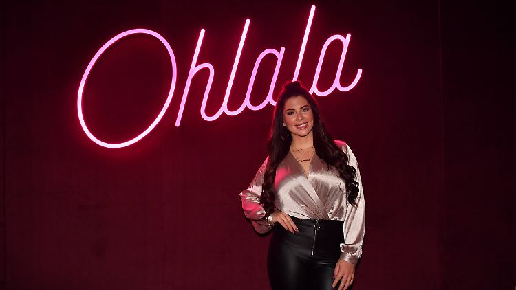 Oh la la - sie ist wieder schwanger: Jenny Frankhauser.