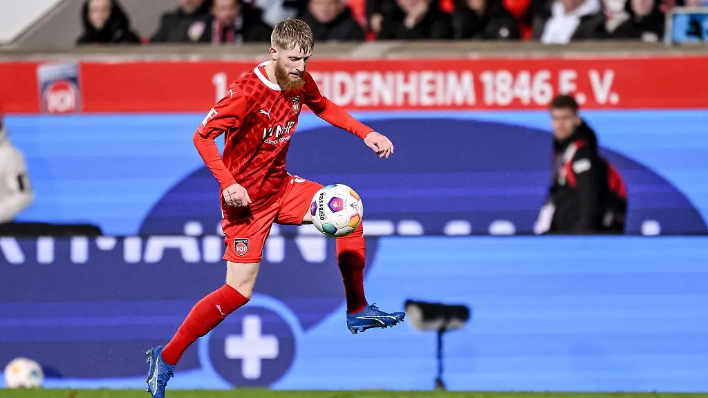 Heidenheims-Jan-Niklas-Beste-in-Aktion