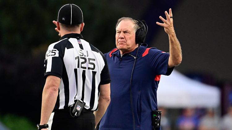 Belichick scheint angefasst.