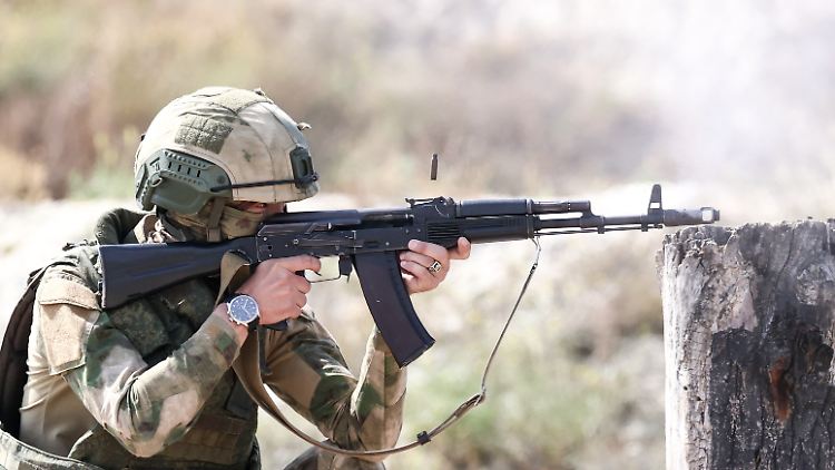 Tausende Russen im wehrfähigen Alter versuchen, dem Kriegsdienst durch Asylanträge zu entgehen.
