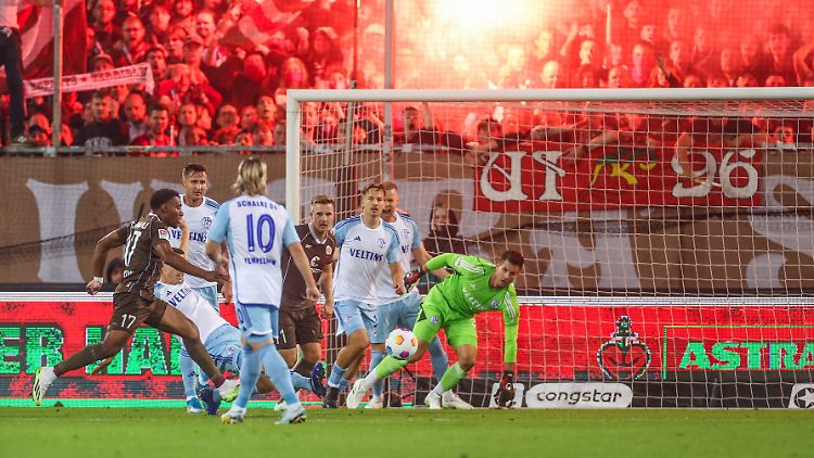Schalke erlebte einen unerfreulichen Abend am Millerntor.