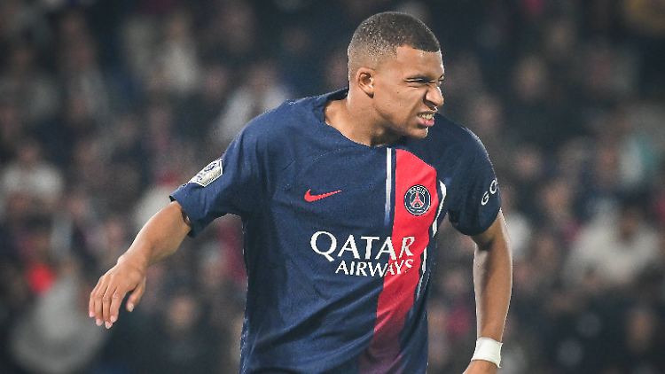 Nach einer halben Stunde war Schluss: Kylian Mbappé musste gegen Marseille früh verletzt vom Platz.
