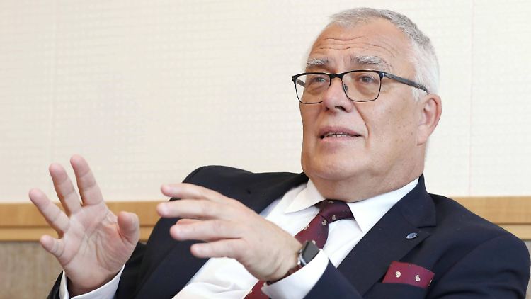Er steht jetzt auch auf Moskaus Fahndungsliste: IStGH-Präsident Piotr Hofmanski.