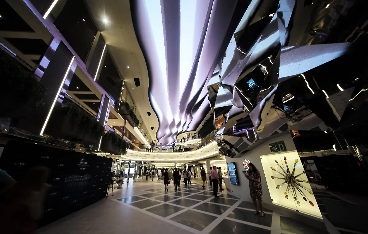 2022-11-13T000000Z-1956054415-UP1EIBD13NV6N-RTRMADP-3-SOCCER-WORLDCUP-SHIP