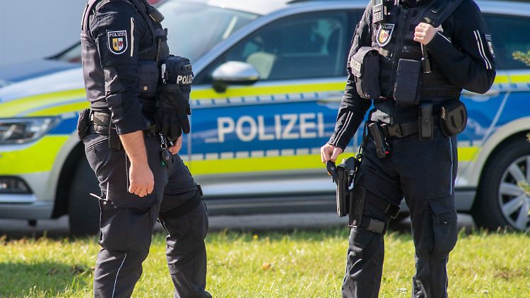 Die Ermittler nahmen den Jugendlichen fest, nachdem seine DNA auf dem Tatwerkzeug gefunden wurde.