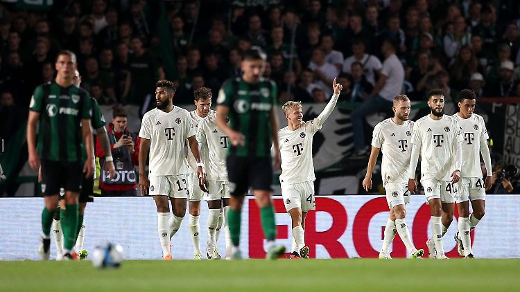 Wer hat gerade sein erstes Pflichtspieltor für den FC Bayern geschossen?