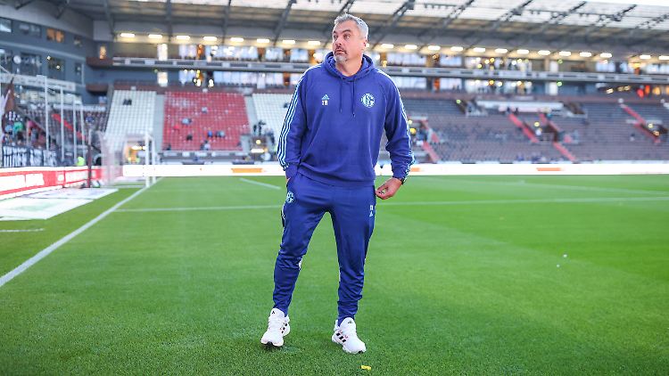 Das 1:3 beim FC St. Pauli war Reis' letztes Spiel als Schalke-Trainer.