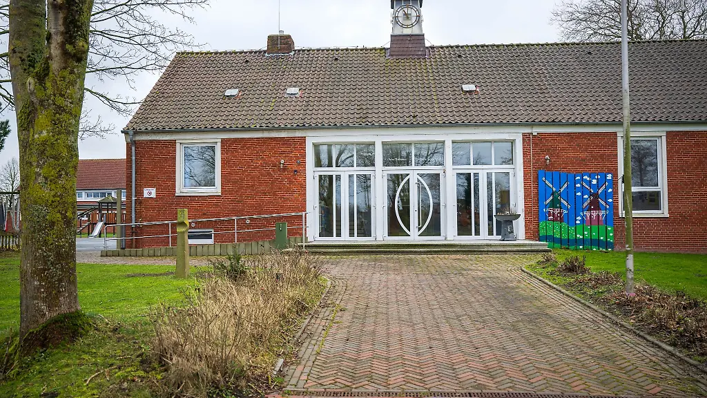 Die-Grundschule-Greetsiel-Ubbo-Emmius-Schule