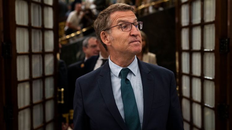 Der konservative Kandidat Feijóo fiel auch bei der zweiten Abstimmung im spanischen Parlament durch.