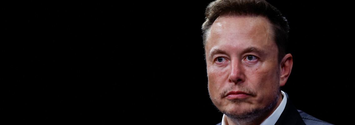 2023-06-16T145113Z_2038303608_RC2EK1A82CI4_RTRMADP_3_FRANCE-TECH-MUSK.JPG