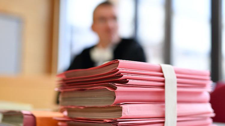 Allein in den Staatsanwaltschaften und Strafgerichten fehlen 1500 Juristinnen und Juristen.