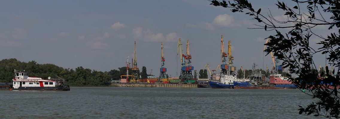 2023-09-05T173027Z_2097074460_RC2C23ADC5GD_RTRMADP_3_UKRAINE-CRISIS-ATTACK-DANUBE-ROMANIA.JPG