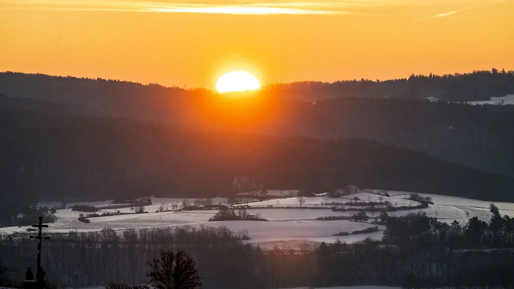 Es-bleibt-vorerst-sonnig-und-mild-in-Bayern