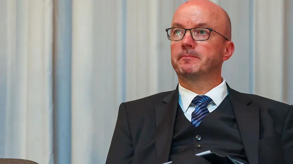 Zum-Holocaust-Gedenktag-hat-sich-Landesbischof-Tobias-Bilz-besorgt-ueber-neuerliche-Judenfeindlichkeit-geaeussert