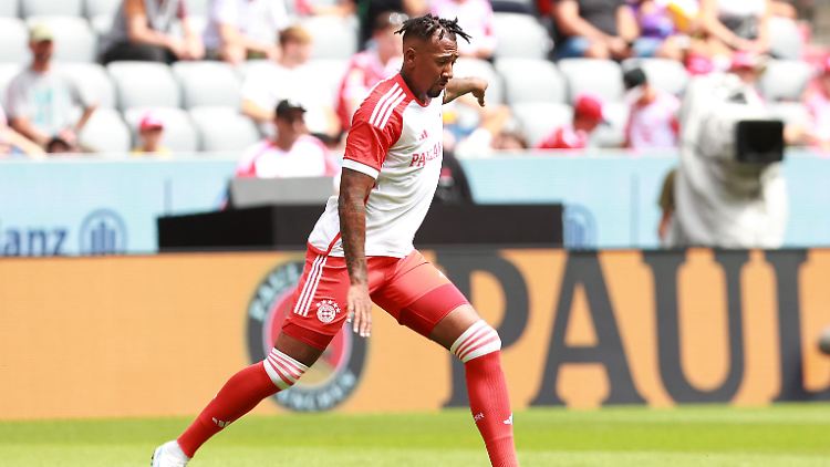 Boateng ist bislang ohne Verein. Hier zu sehen im Juli beim Legendenspiel Bayern gegen Dortmund.