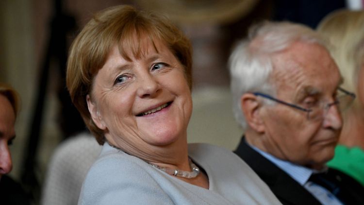 Von 2005 bis 2021 war Angela Merkel die erste Bundeskanzlerin der Bundesrepublik.