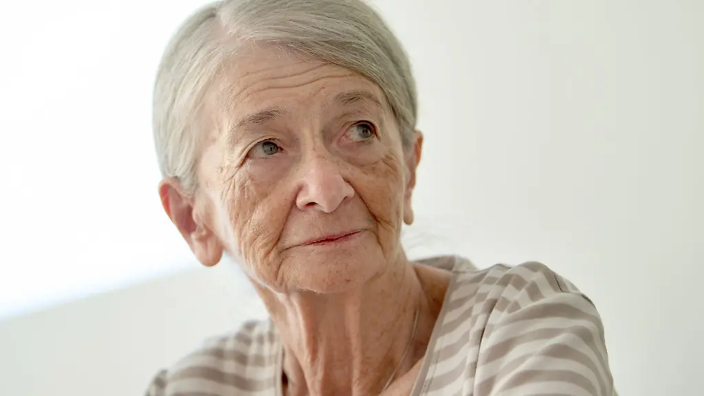 Die-Holocaust-Ueberlebende-Henriette-Kretz-aus-Antwerpen-geboren-am-26-10-1934-in-Lemberg-heute-Lwiw-Ukraine