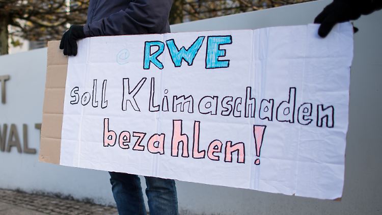 "Das Problem ist bei RWE und auch bei Shell die Unterlassung", sagt Heiko Haller im "Klima-Labor".