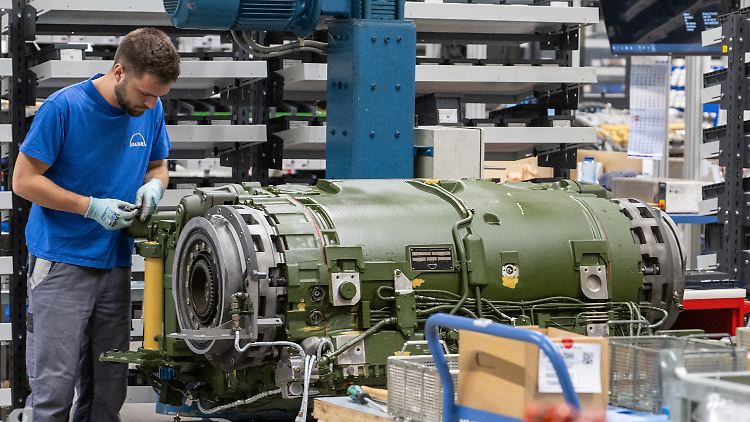 Renk produziert in Augsburg Getriebe für einen Panzer. Das Unternehmen profitiert daher von der aktuellen Aufrüstung.