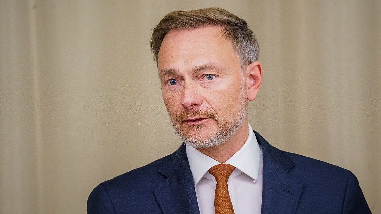 Wie Lindner eine entsprechende Blockade umsetzen will, lässt er offen.