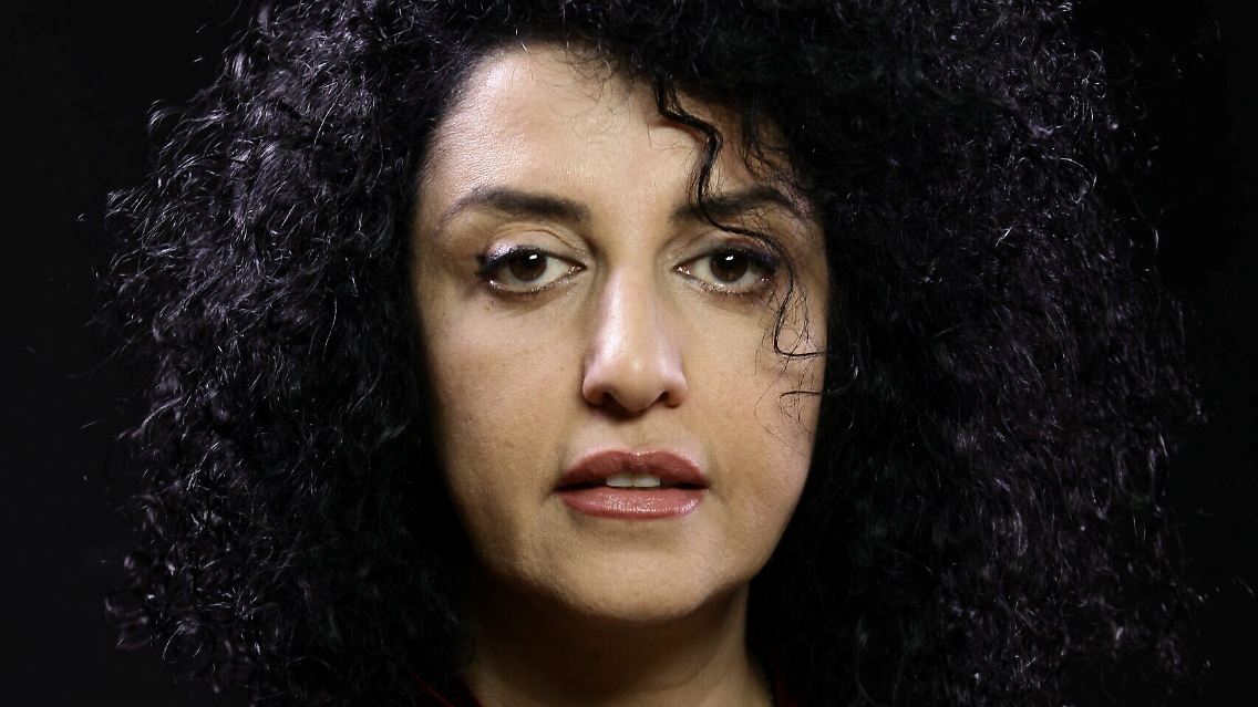 2023-10-05T105347Z_536560442_RC2OWM5EWWIN_RTRMADP_3_NOBEL-PRIZE-PEACE-MOHAMMADI.JPG