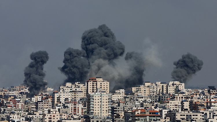 Israel fliegt seit dem Morgen Vergeltungsangriffe auf Ziele im Gaza-Streifen.