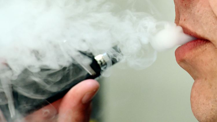 E-Zigaretten sind "cooler" als Zigaretten.