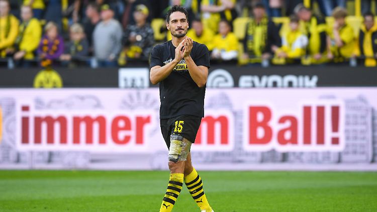 Mit Schmerzen, aber glücklich: Mats Hummels.