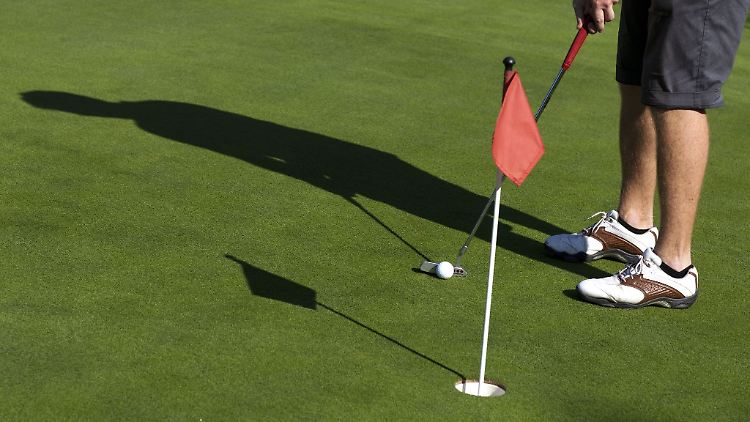 "Golfplätze sind in Zeiten von Wasserknappheit und Artensterben ein Luxus, der den Spaß Weniger über die Zukunftsfähigkeit der gesamten Stadt stellt", sagt Kasimir Heldmann.