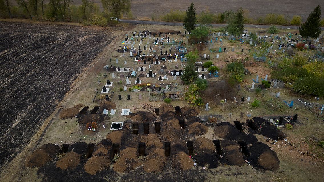 2023-10-08T163844Z_1480876460_RC2EO3ADL48I_RTRMADP_3_UKRAINE-CRISIS-ATTACK.JPG