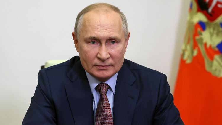"Die internationale Isolation hat Russland dazu gezwungen, seine außenpolitischen Bemühungen auf zuvor weniger erwünschte Partnerschaften zu lenken", heißt es aus London.