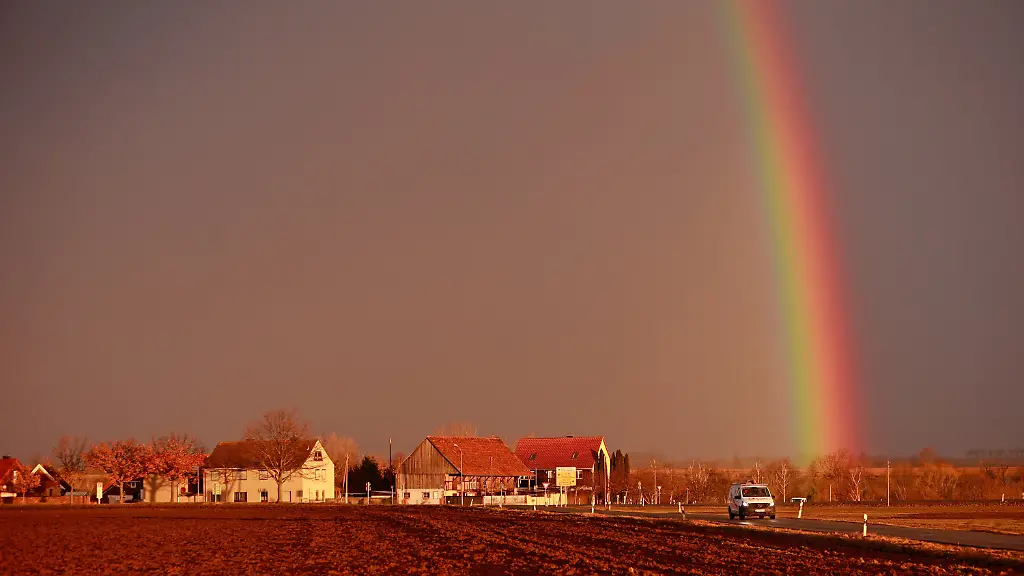 ef9b73a94dbf95e21eb57f140d261d97