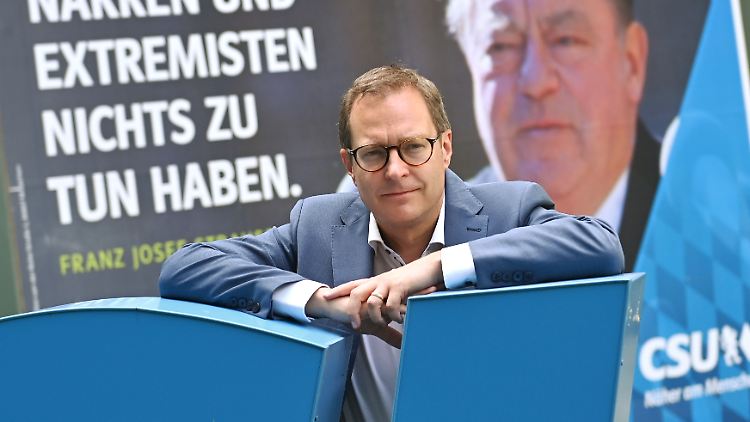 CSU-Generalsekretär Martin Huber findet die Forderung der Freien Wähler nach einem vierten Ministerium nicht angemessen.