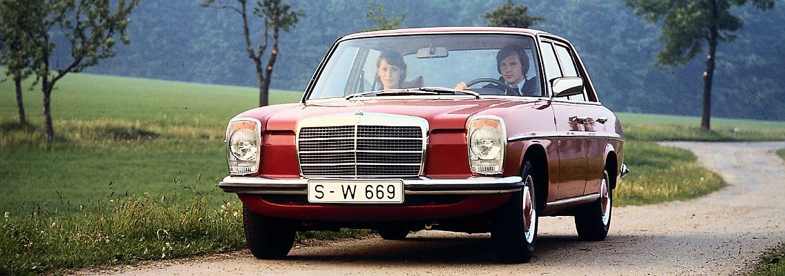 03_Mercedes-Benz_240_D_3.0_Strich_Acht_Baureihe_W_115_Quelle_Mercedes-Benz_Group.jpg