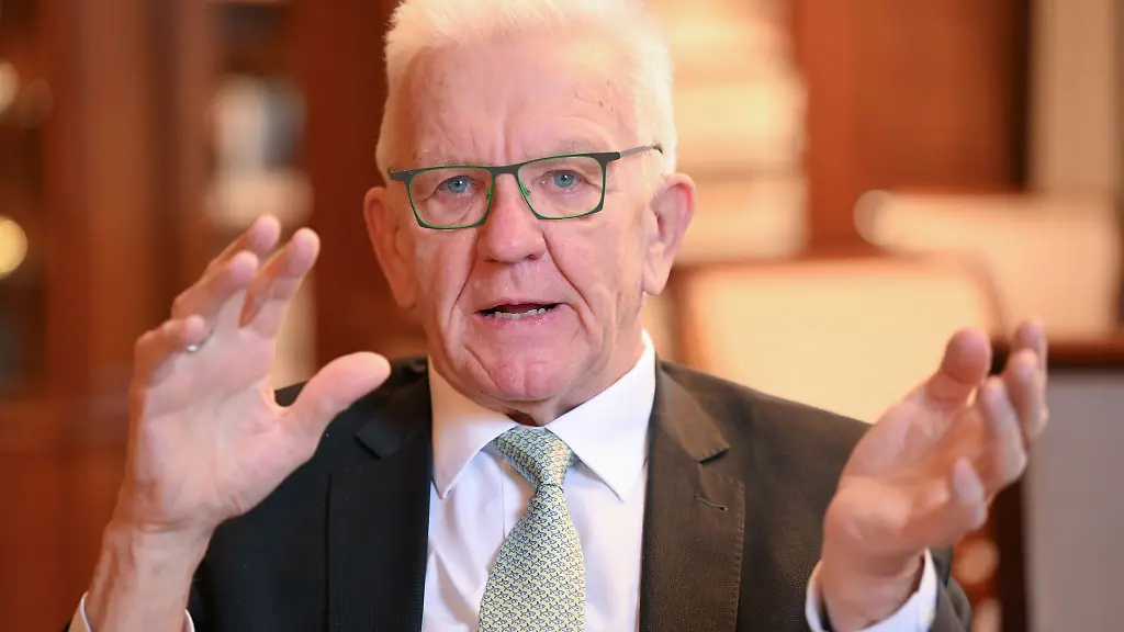 Winfried-Kretschmann-Buendnis-90-Die-Gruenen-Ministerpraesident-von-Baden-Wuerttemberg