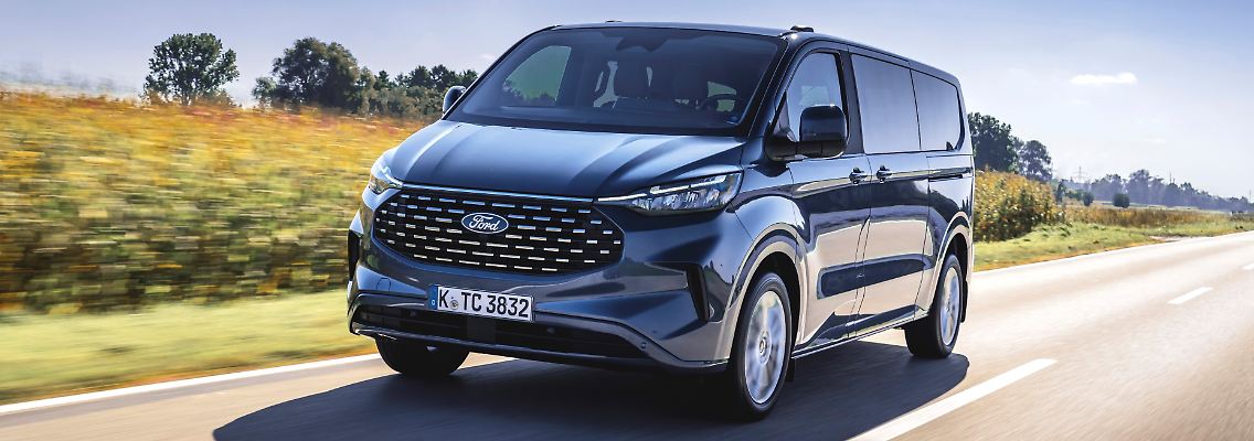 Ford_Tourneo_C_VO.jpg