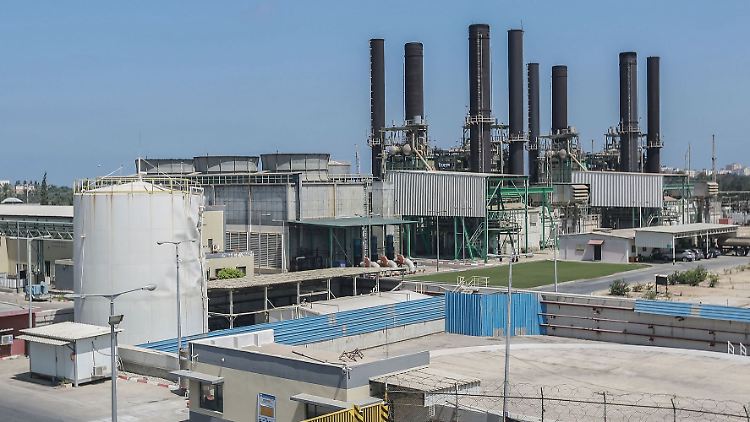 Das einzige Kraftwerk im Gazastreifen steht still. Aus Israel soll erst wieder Strom geliefert werden, wenn die Hamas die Geiseln freilässt.