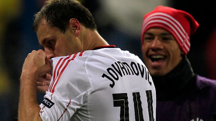 Liverpools Milan Jovanovic steht angeblich auf der Wunschliste des VfL Wolfsburg.