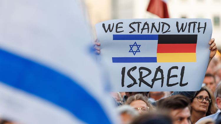 Die Staatsräson gebe Israel eine politische Position, sagt Experte Wieland.