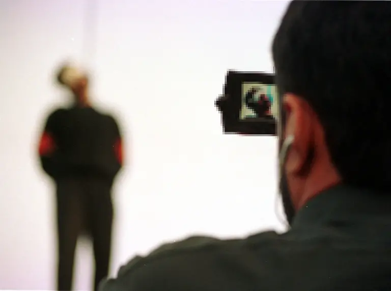 2002-10-27T000000Z-318493404-RP3DRICNETAA-RTRMADP-3-IRAN-HANGING-EXECUTION