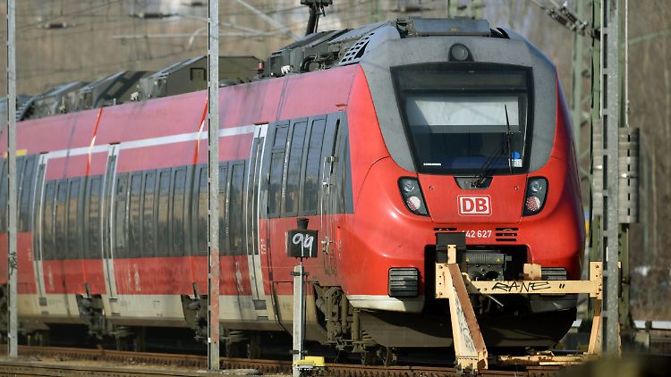 Bundesverkehrsminister Wissing lehnt es ab, zusätzliche Gelder für das 49-Euro-Ticket bereitzustellen.