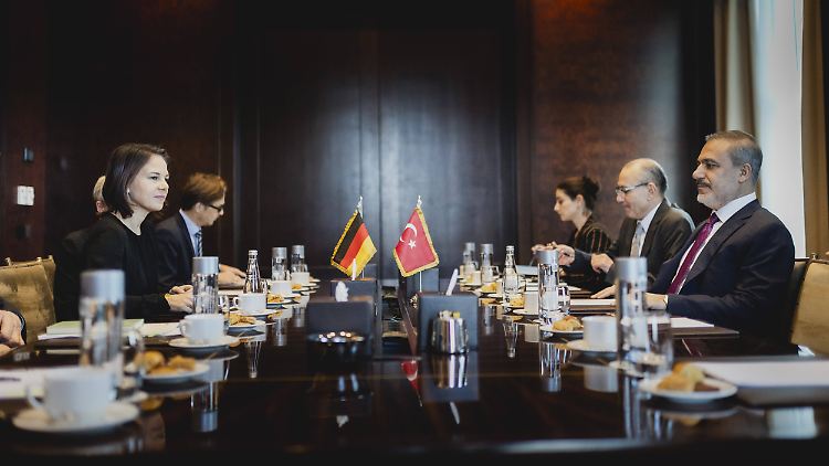 Das Gespräch mit dem türkischen Außenminister soll "intensiv" und "gut" gewesen sein.
