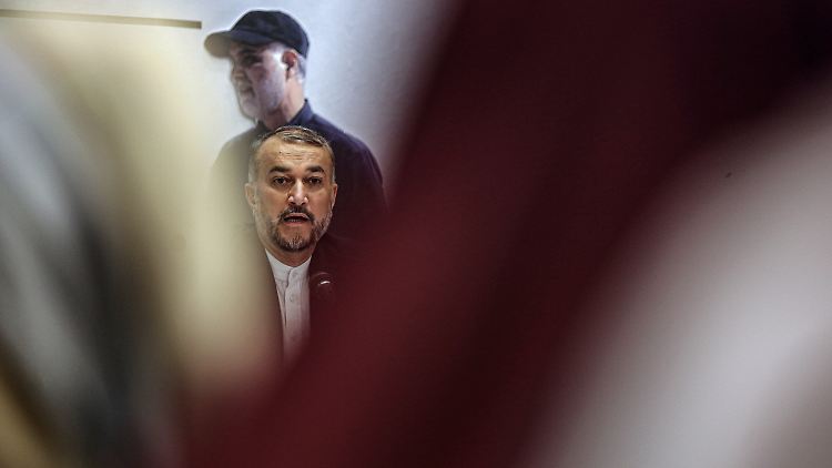 Außenminister Hussein Amirabdollahian droht Israel.
