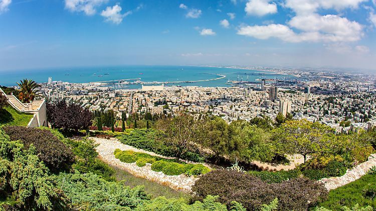 Von Haifa werden Amerikaner nach Zypern gebracht, von dort geht es mit dem Flugzeug weiter.