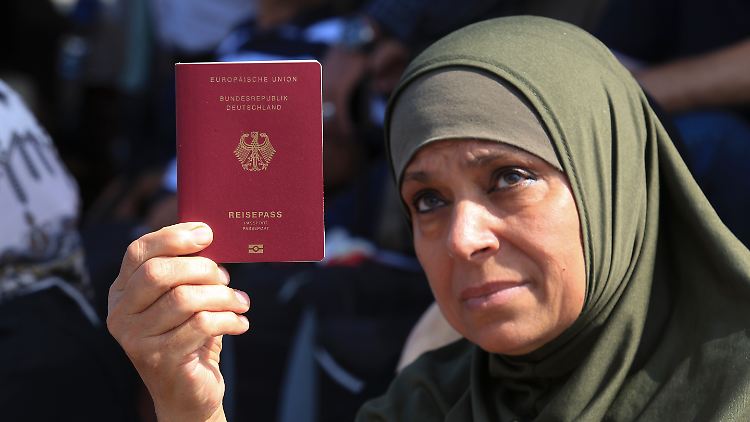 Auch diese Palästinenserin mit deutscher Staatsbürgerschaft möchte über Rafah ausreisen.